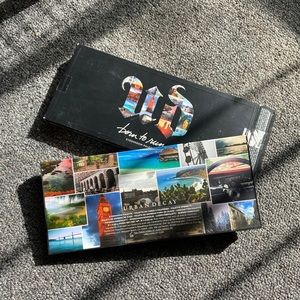 Urban Decay Born to run eyeshadow palette